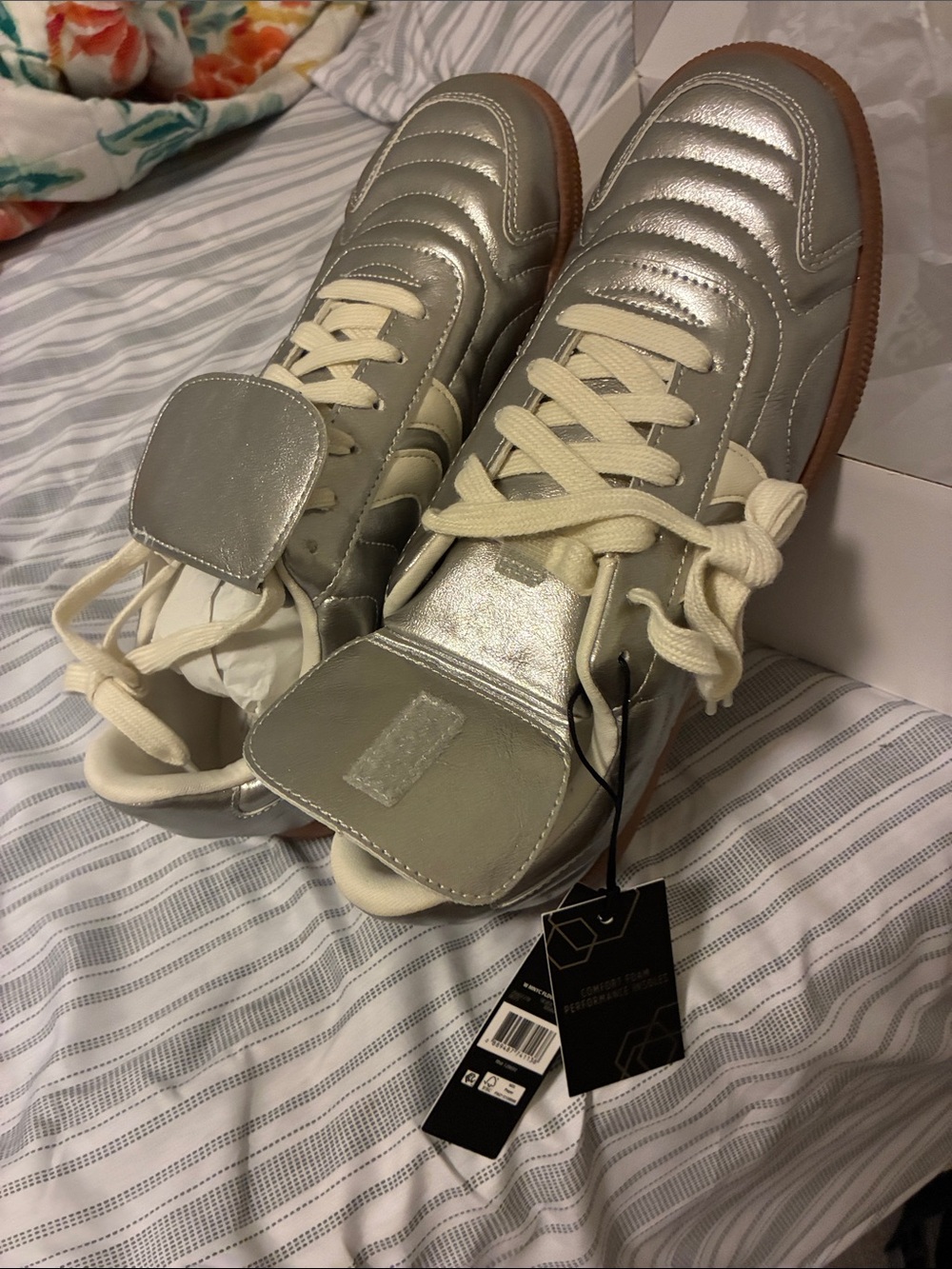 Metallic Silver Low-Top Women's Sneakers with Cream Laces